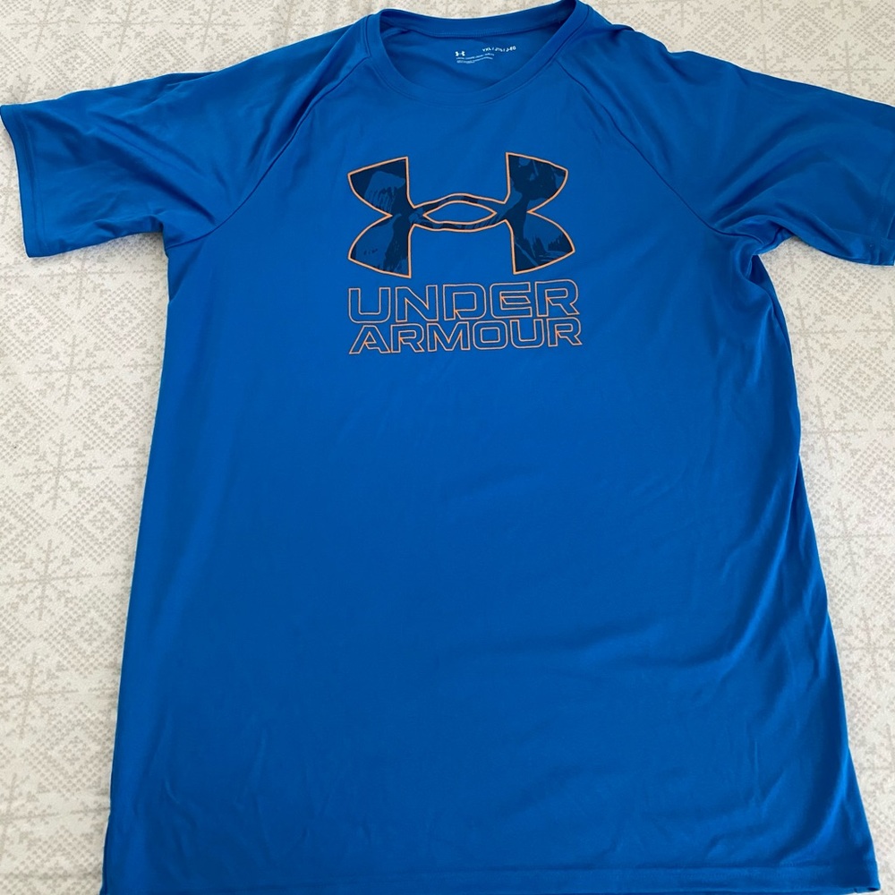 Boys Under Armour t-shirt bundle